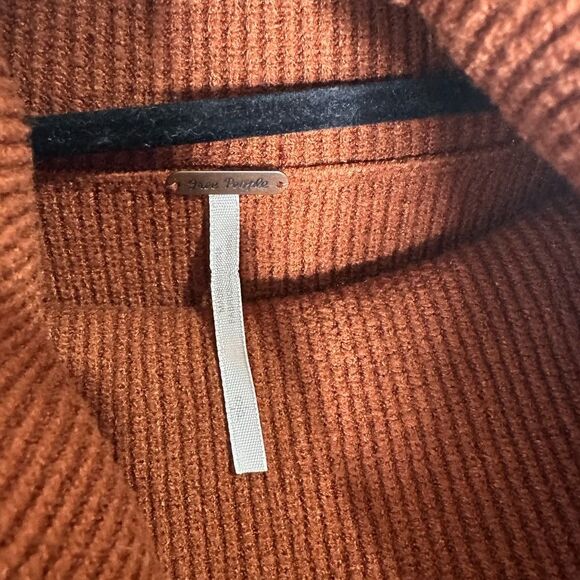 Free People Softly Structured Chestnut Turtleneck Tunic Sweater - Picture 8 of 13